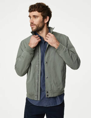 marksandspencer_SS24_MW_T16_5050M_pansky bomber_khaki zelena_2499Kc_model.jpg